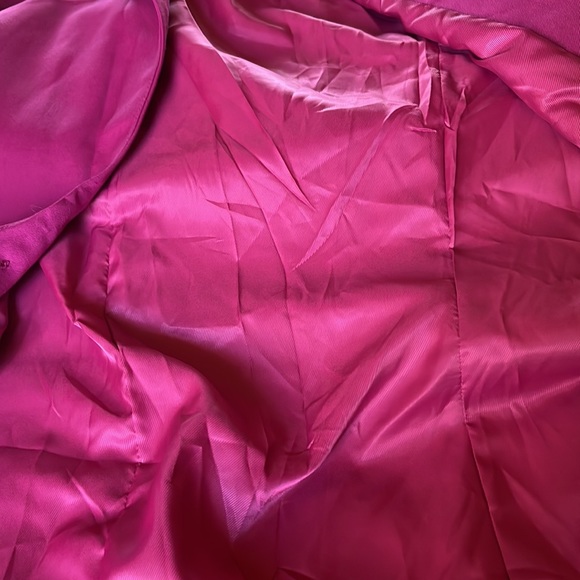 BARBIE PINK Blazer! - Picture 6 of 6